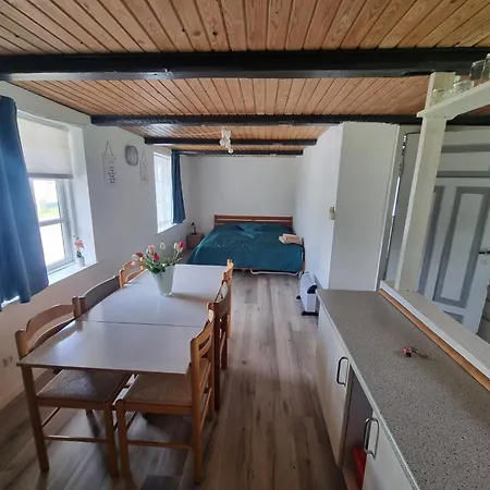 A Cozy House To In בית הארחה Vandel