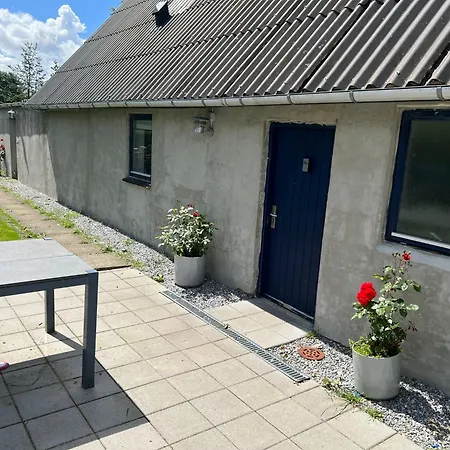 A Cozy House To In בית הארחה Vandel